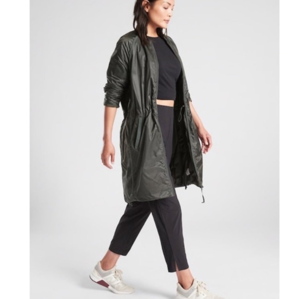 ATHLETA SUMMIT INSULATED PARKA Jacket  Small NEW